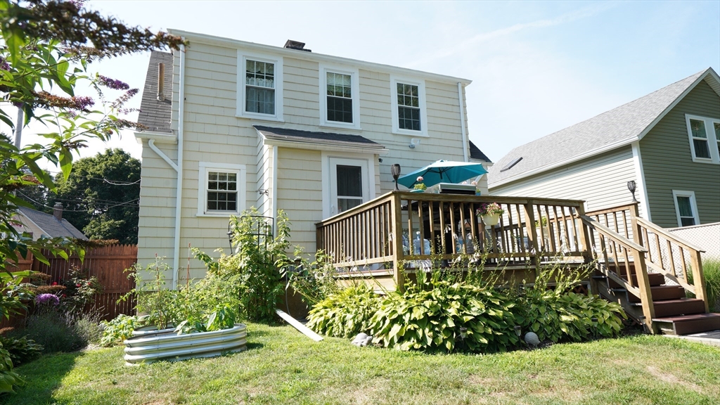 28 Jay Street