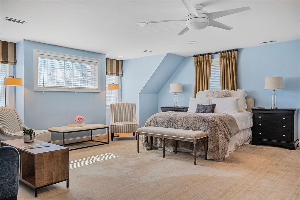 Needham, Massachusetts 02492, United States, 5 Bedrooms Bedrooms, ,5 BathroomsBathrooms,Residential,Pending,82413