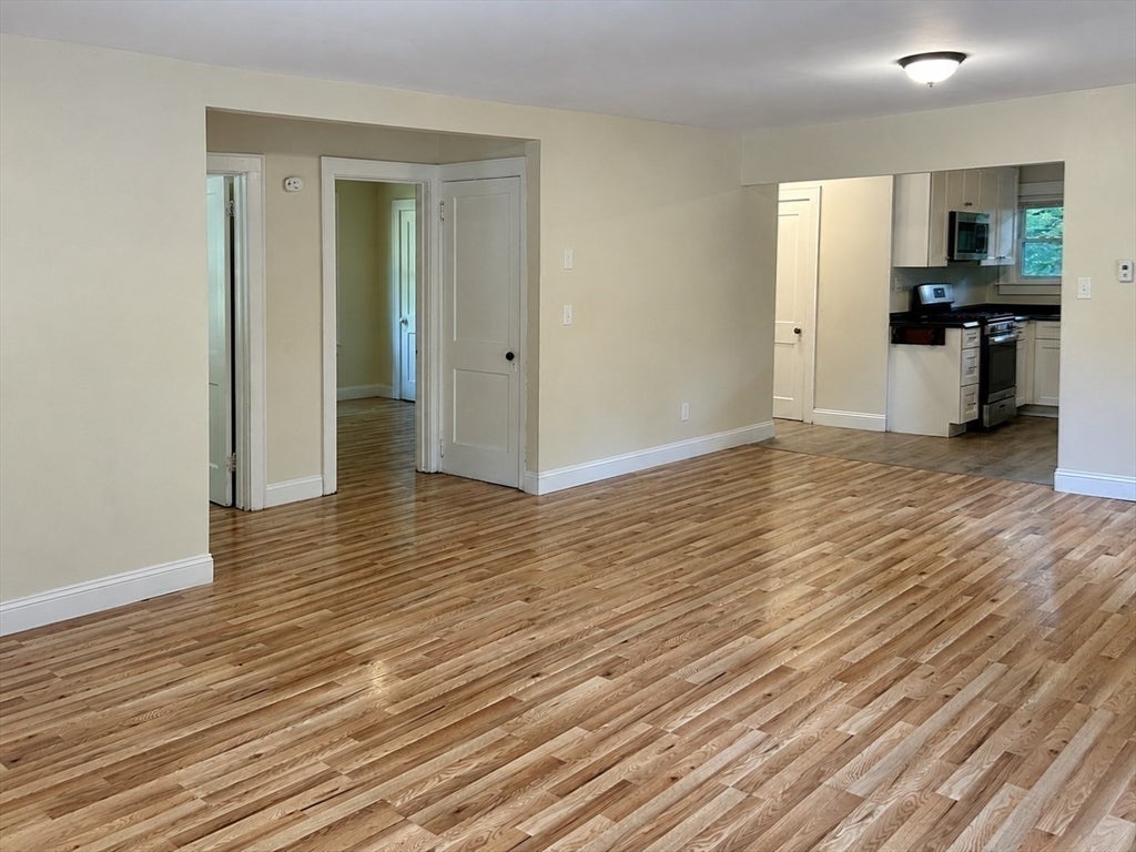 410 Silver St, Greenfield, MA Photo #14