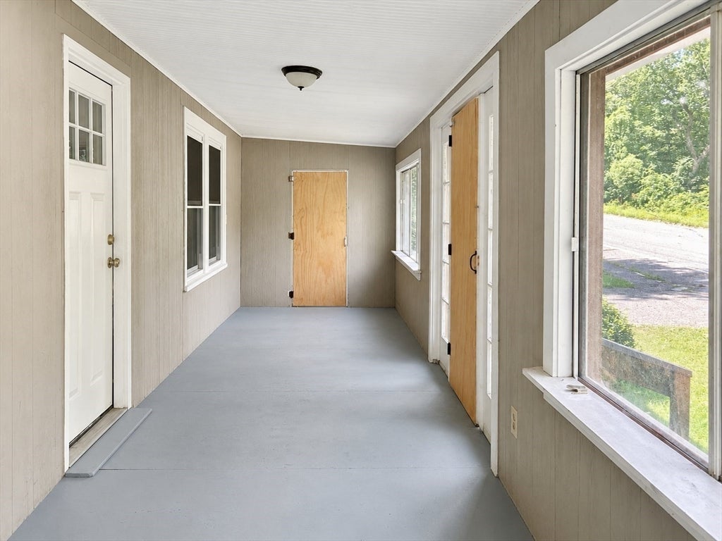 410 Silver St, Greenfield, MA Photo #7