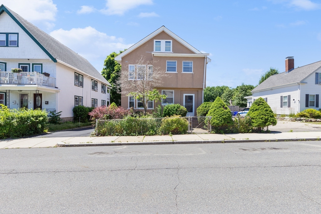 241 Beech Street 2