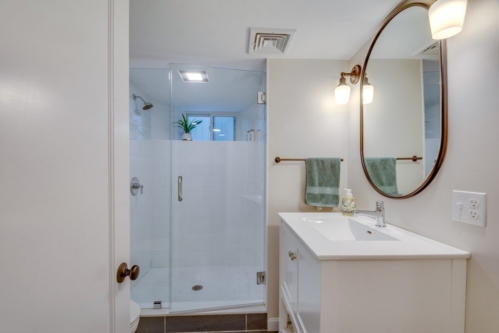 182 Highland Ave, Arlington, MA, 182 Highland Ave, Arlington, MA Photo #31