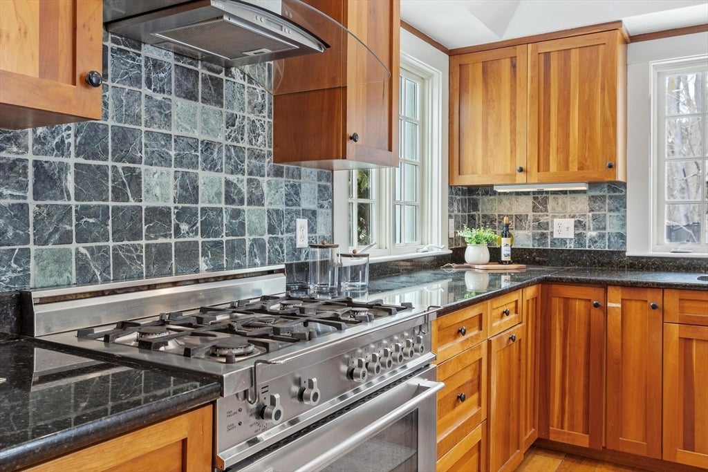 5 Lowell St #5, Carlisle, MA, 5 Lowell St #5, Carlisle, MA Photo #4