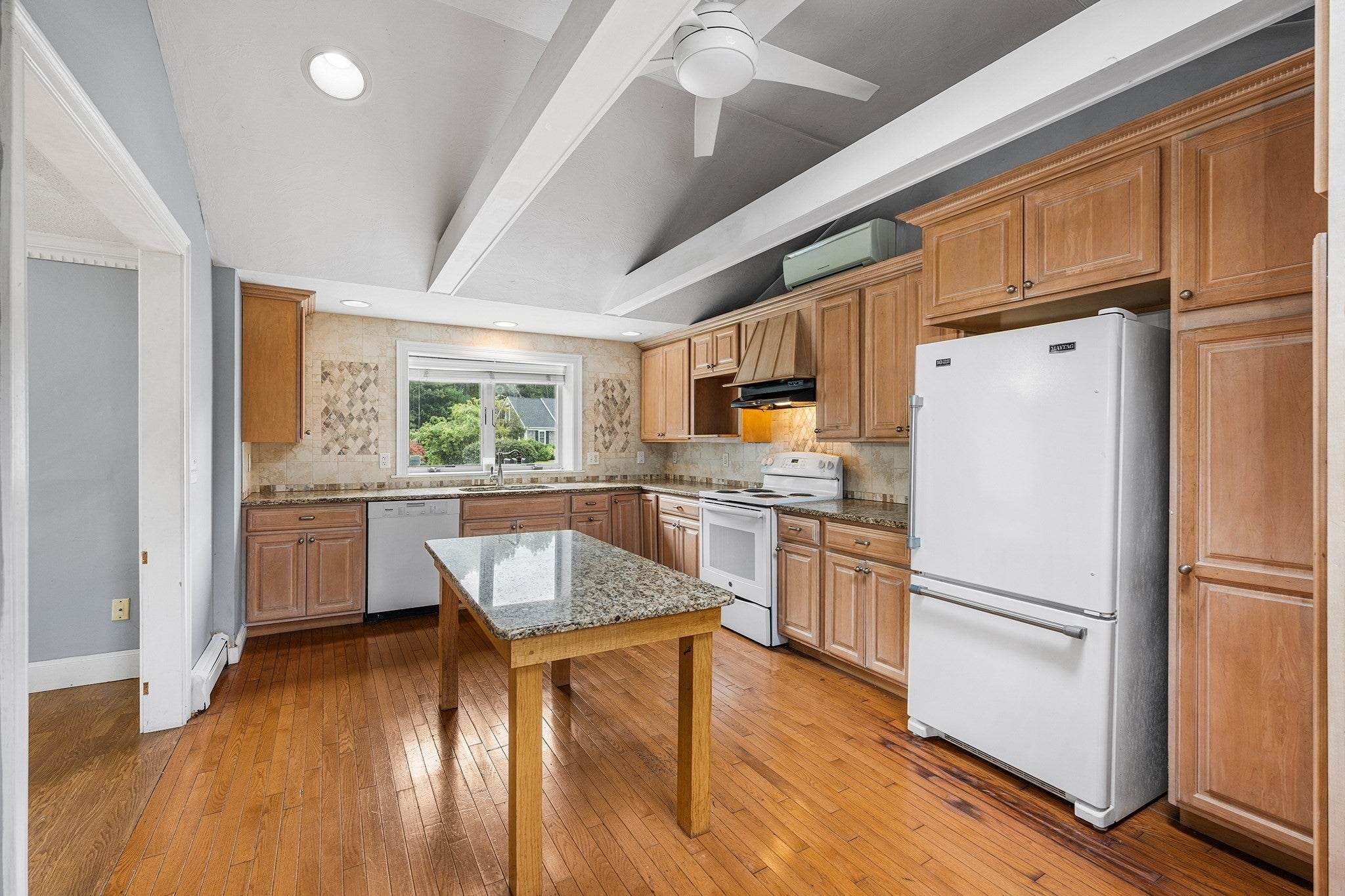 9 E Harbor Cir, Falmouth, MA, 9 E Harbor Cir, Falmouth, MA Photo #10