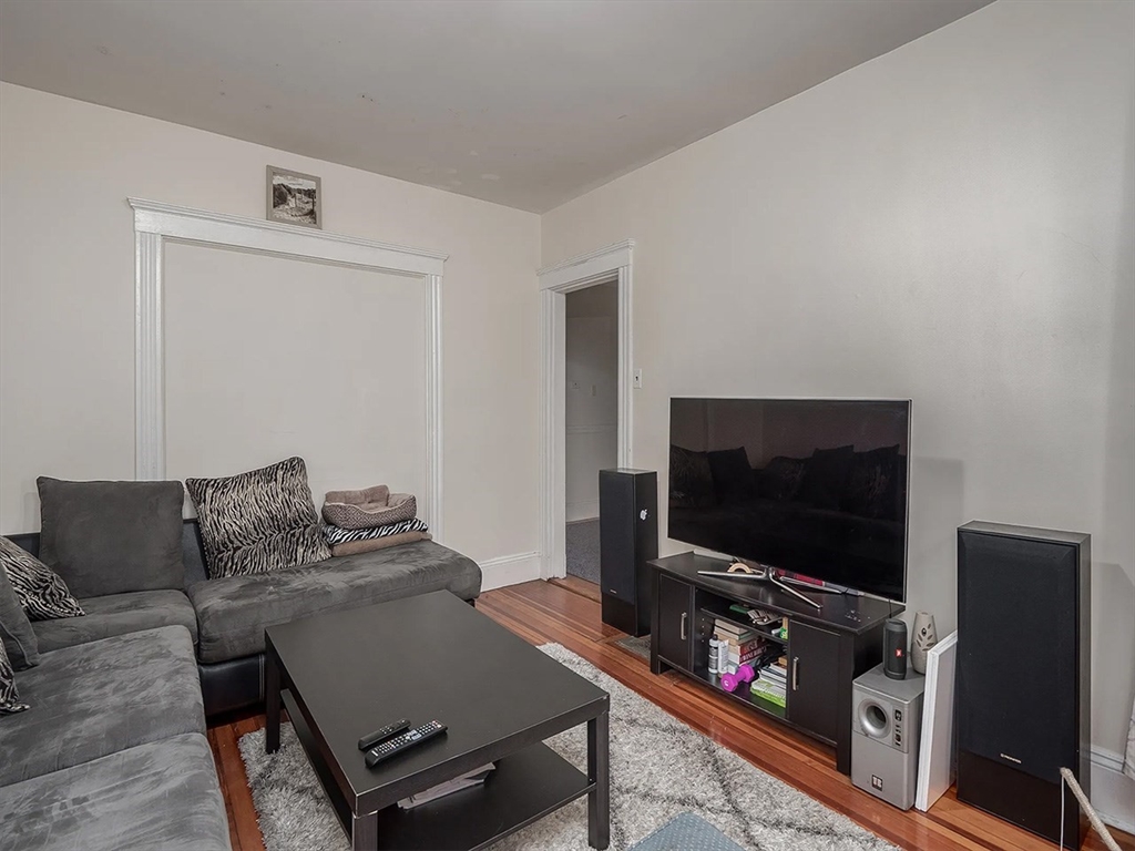 47 Saint Margaret St #1, Somerville, MA Photo #3