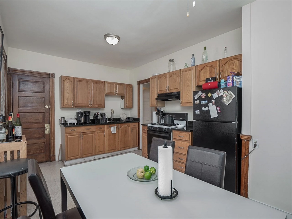 47 Saint Margaret St #1, Somerville, MA Photo #16