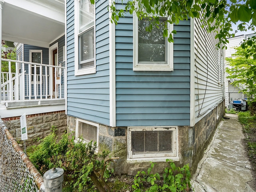 47 Saint Margaret St #1, Somerville, MA Photo #23