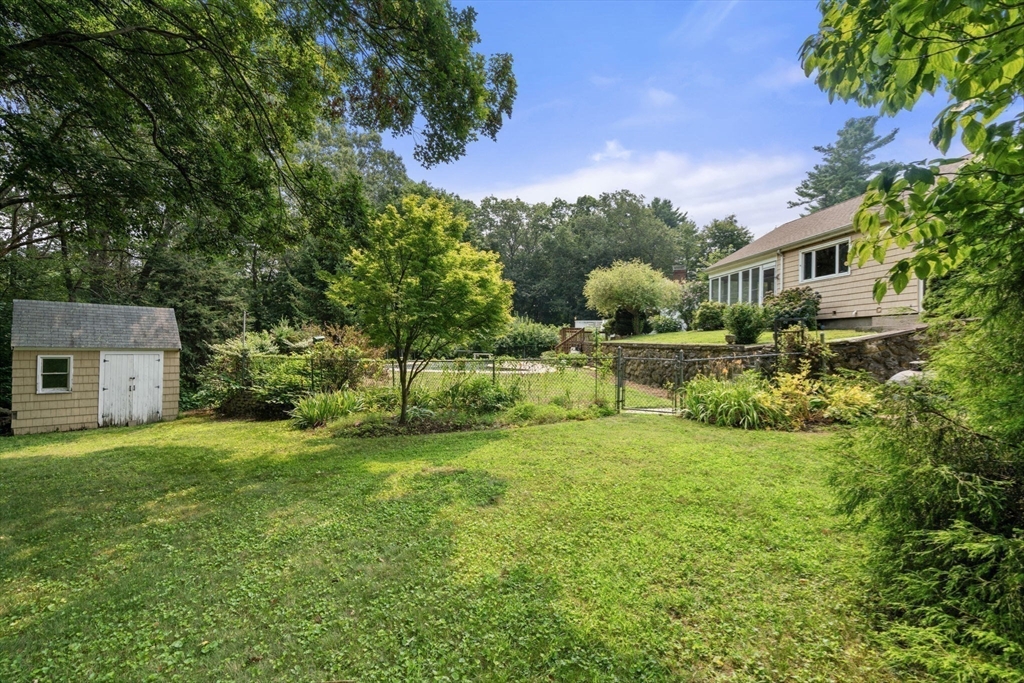 54 Pine Ridge Dr