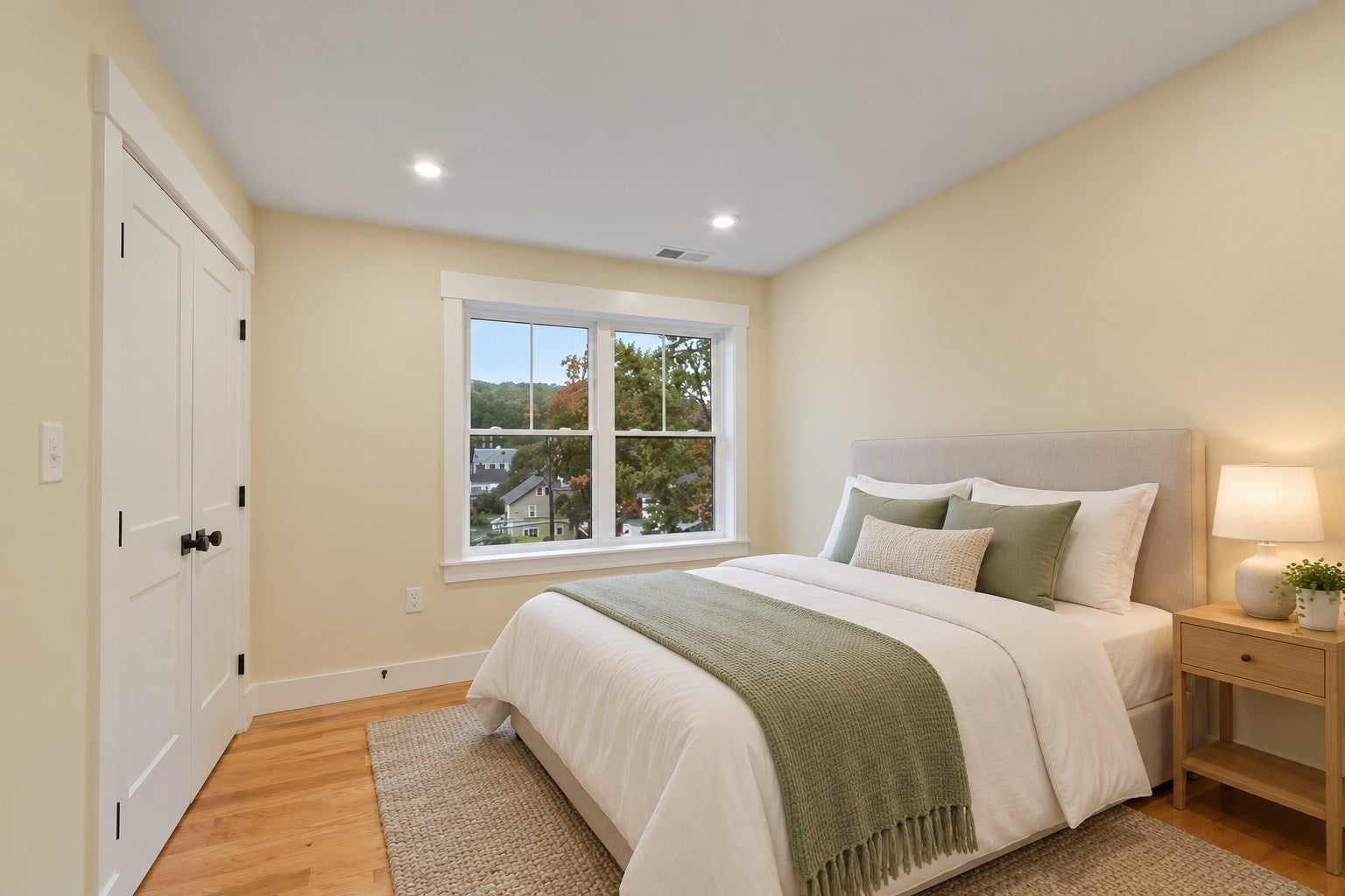 346 Rogers St, Lowell, MA, 346 Rogers St, Lowell, MA Photo #20