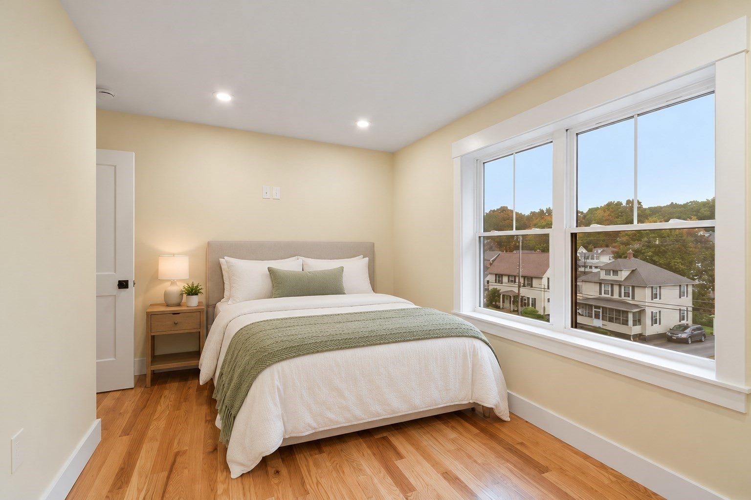 346 Rogers St, Lowell, MA, 346 Rogers St, Lowell, MA Photo #31