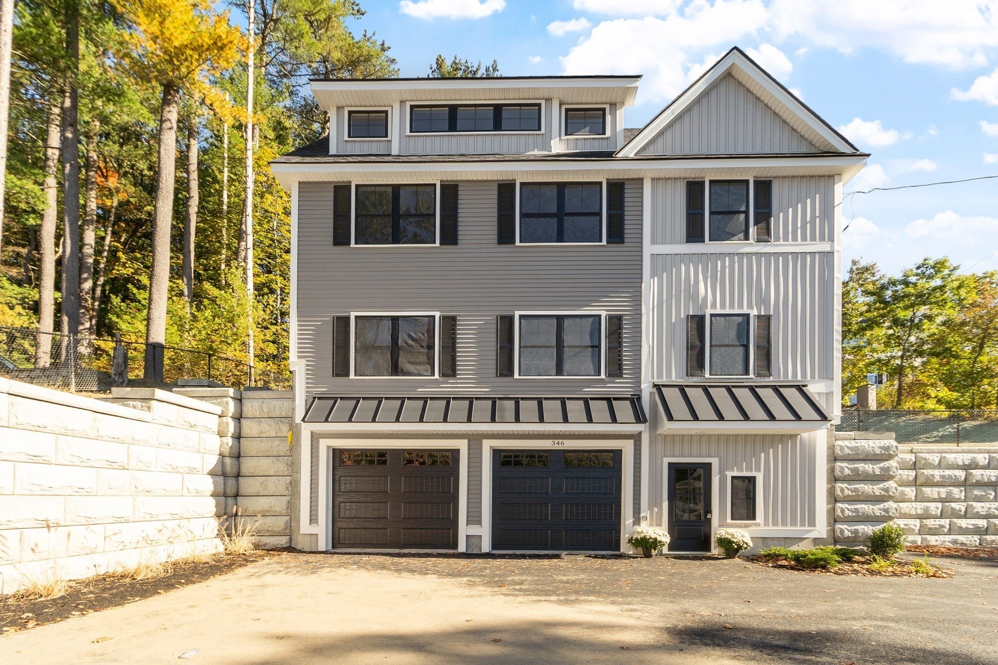 346 Rogers St, Lowell, MA, 346 Rogers St, Lowell, MA Photo #1