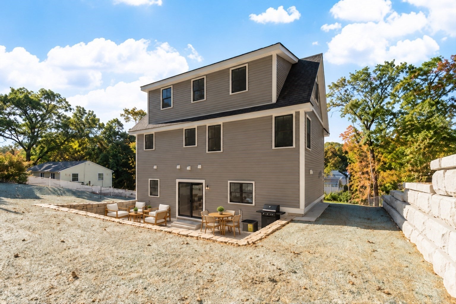 346 Rogers St, Lowell, MA, 346 Rogers St, Lowell, MA Photo #12