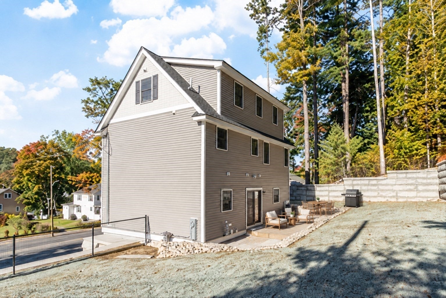 346 Rogers St, Lowell, MA, 346 Rogers St, Lowell, MA Photo #9