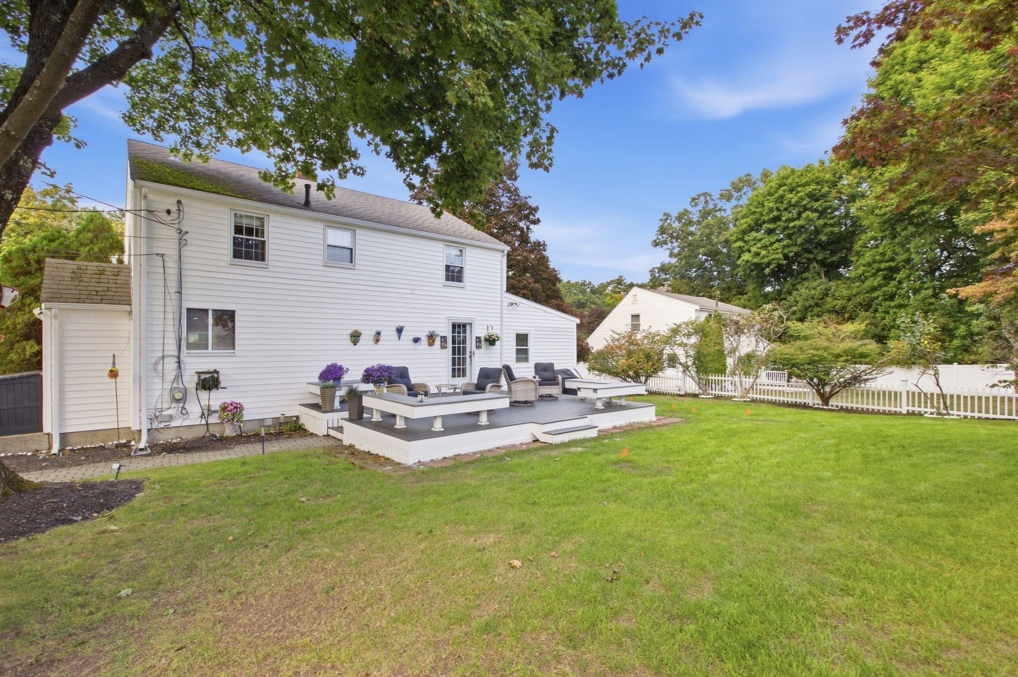 122 North Street, Stoneham, MA, 122 North Street, Stoneham, MA Photo #4