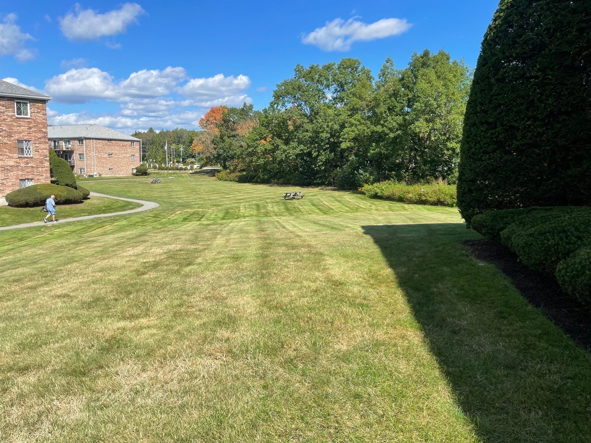 230 Chickering Rd #12, North Andover, MA, 230 Chickering Rd #12, North Andover, MA Photo #2