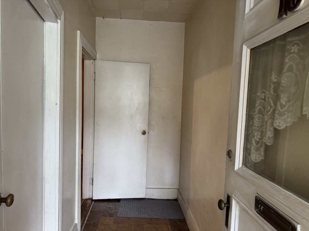 16 Middlesex Park