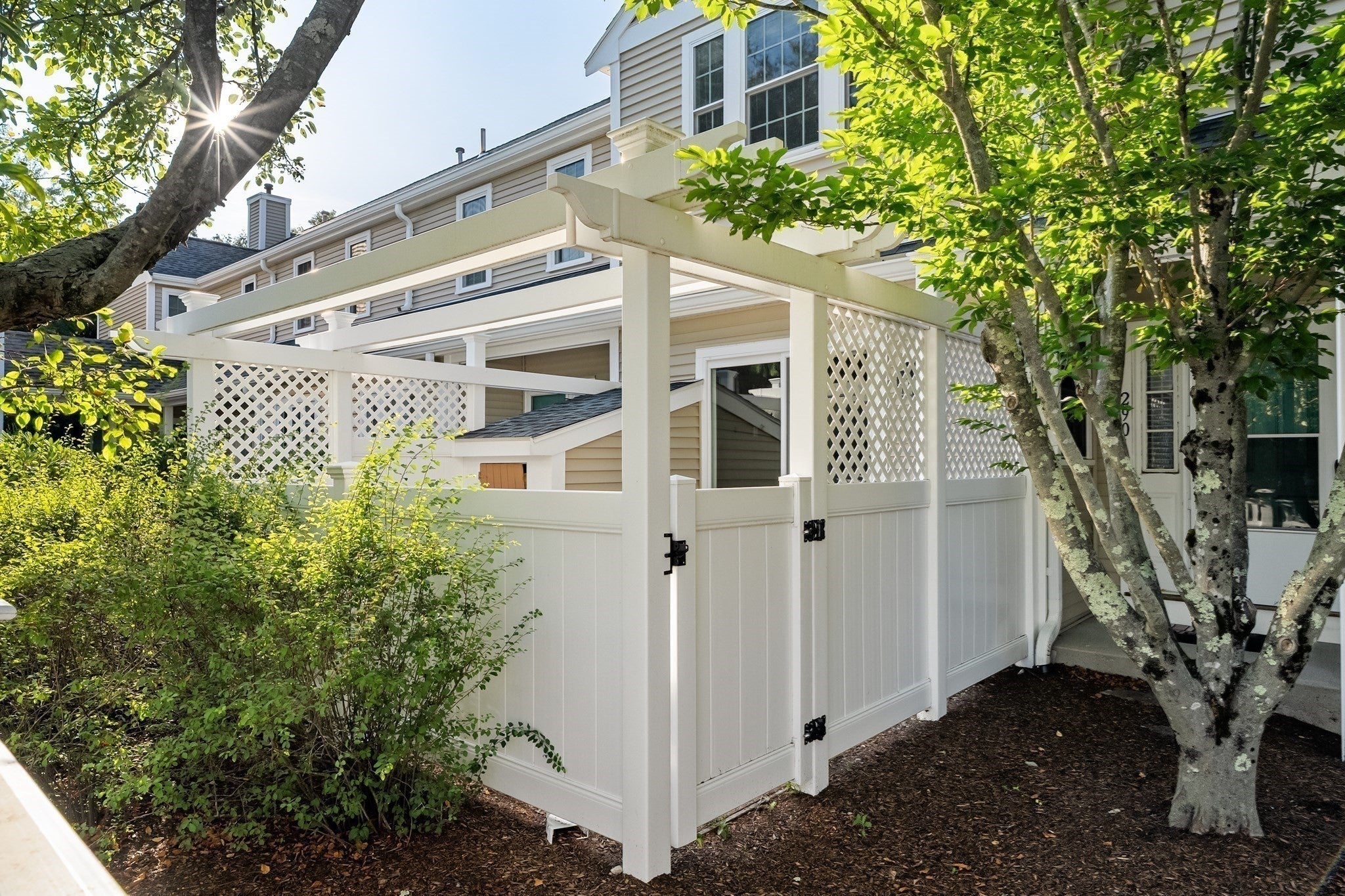 290 Allerton Commons Ln 290