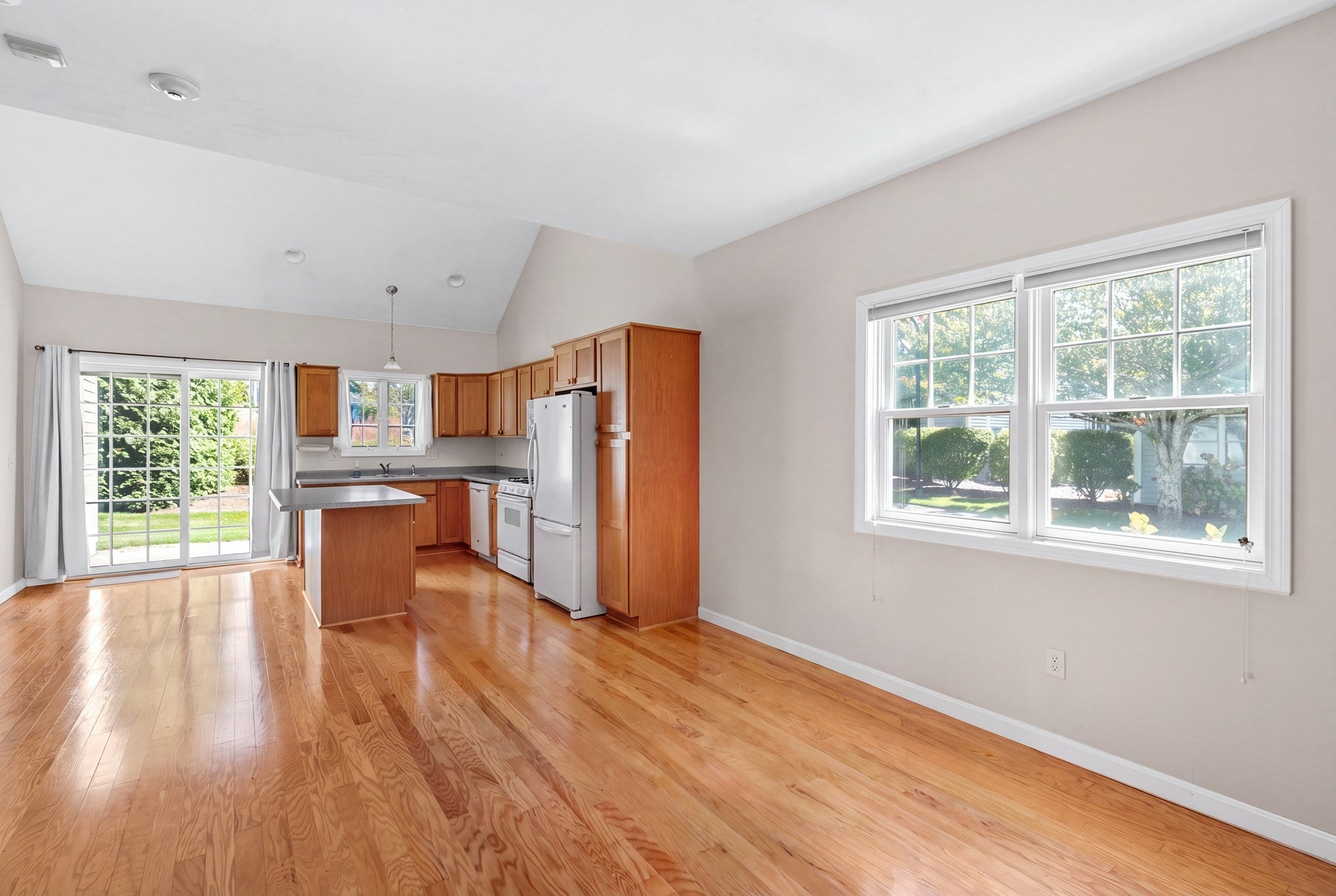 52 County Rd #3, Mattapoisett, MA Photo #10