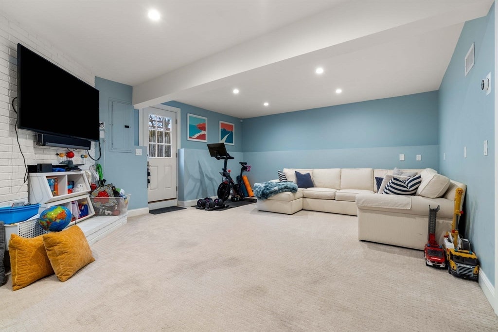11 Taft St, Marblehead, MA, 11 Taft St, Marblehead, MA Photo #27