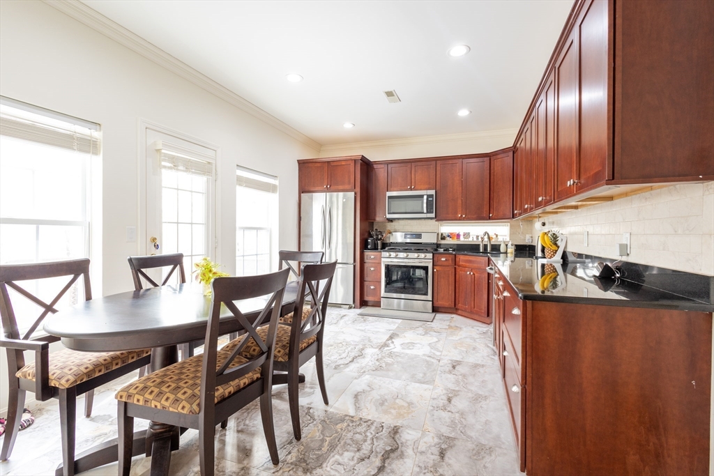 21 Farrington St 0