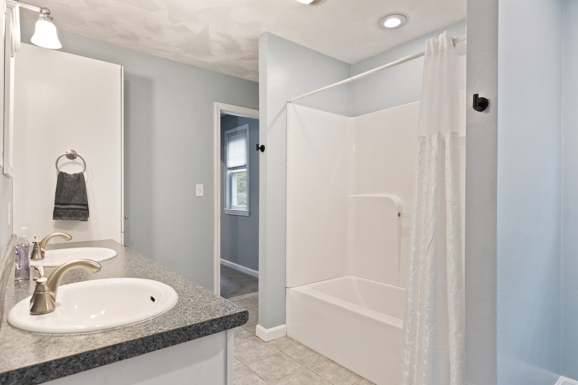 13 Walnut St, Foxboro, MA, 13 Walnut St, Foxboro, MA Photo #30