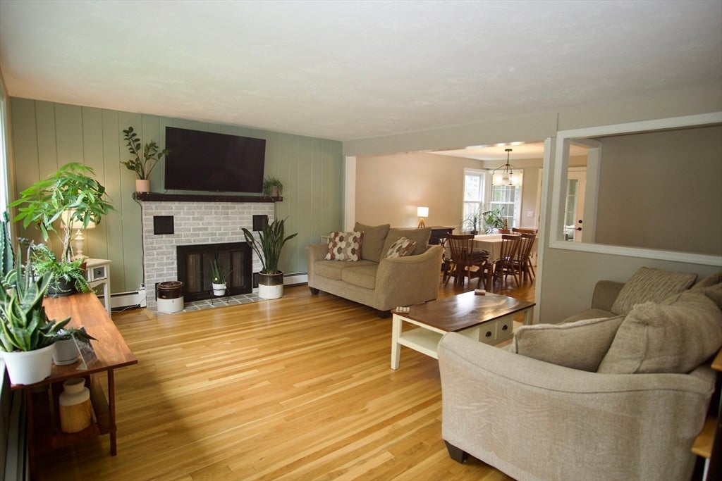 4 Williams Rd, Sturbridge, MA, 4 Williams Rd, Sturbridge, MA Photo #6