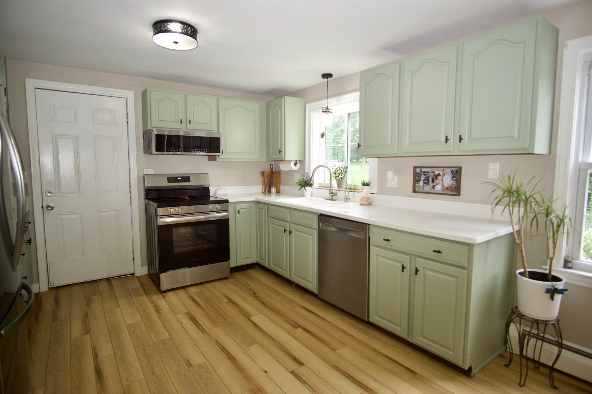 4 Williams Rd