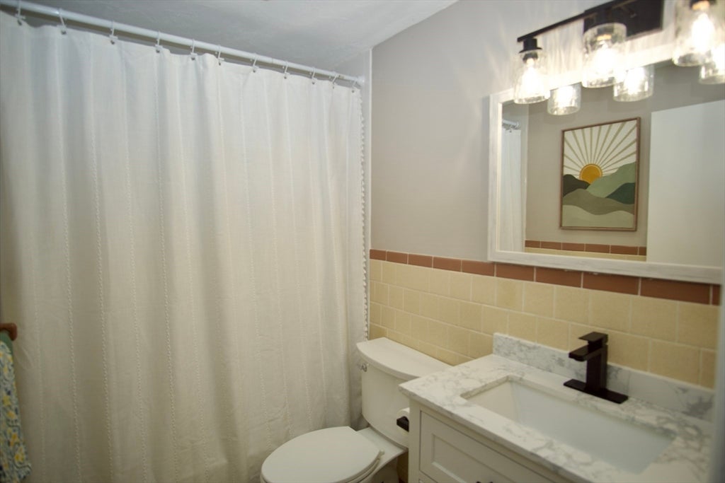 4 Williams Rd, Sturbridge, MA, 4 Williams Rd, Sturbridge, MA Photo #9