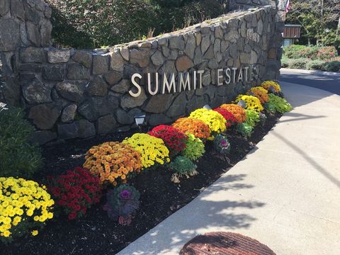 1004 Paradise Road 1-A Swampscott MA 01907