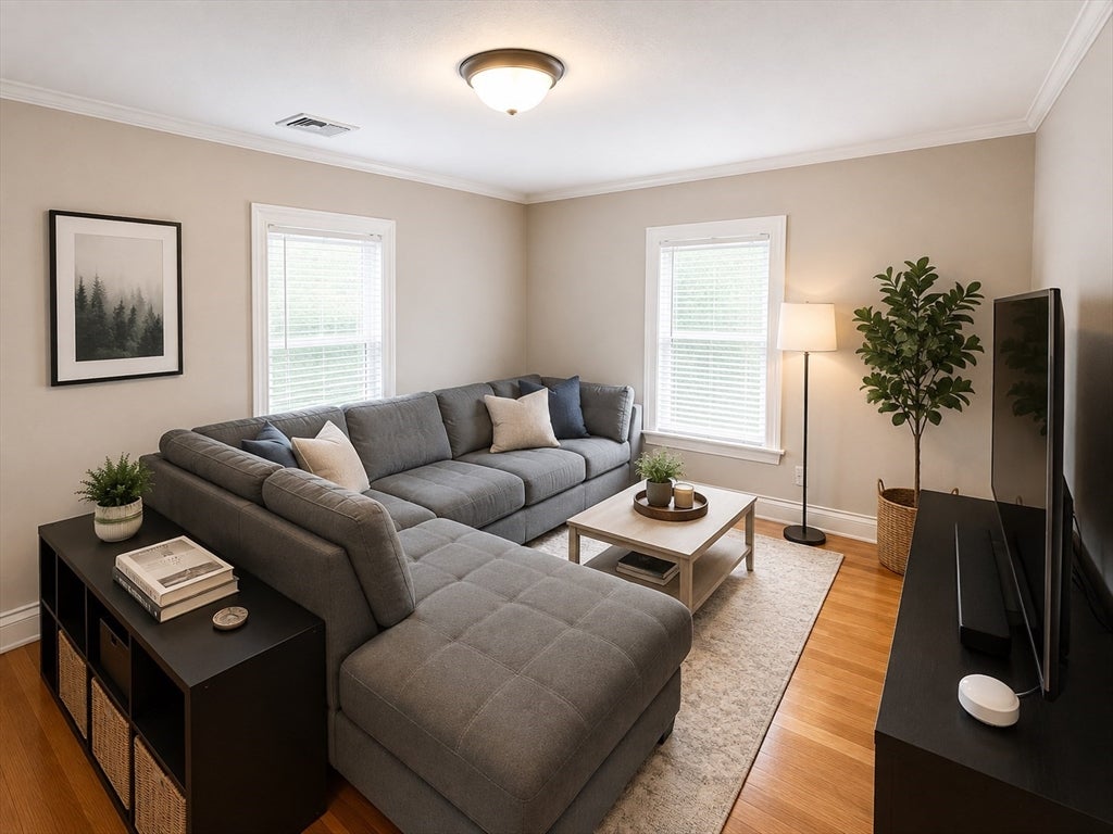 58 Oak St #58, Winchester, MA, 58 Oak St #58, Winchester, MA Photo #3