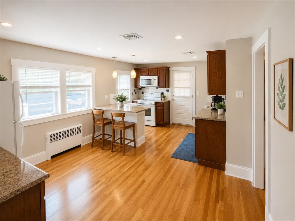 58 Oak St #58, Winchester, MA, 58 Oak St #58, Winchester, MA Photo #5