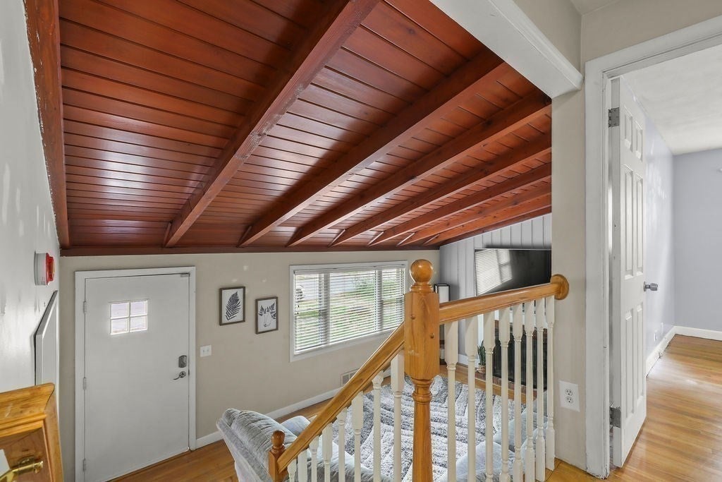 3 Willett Drive