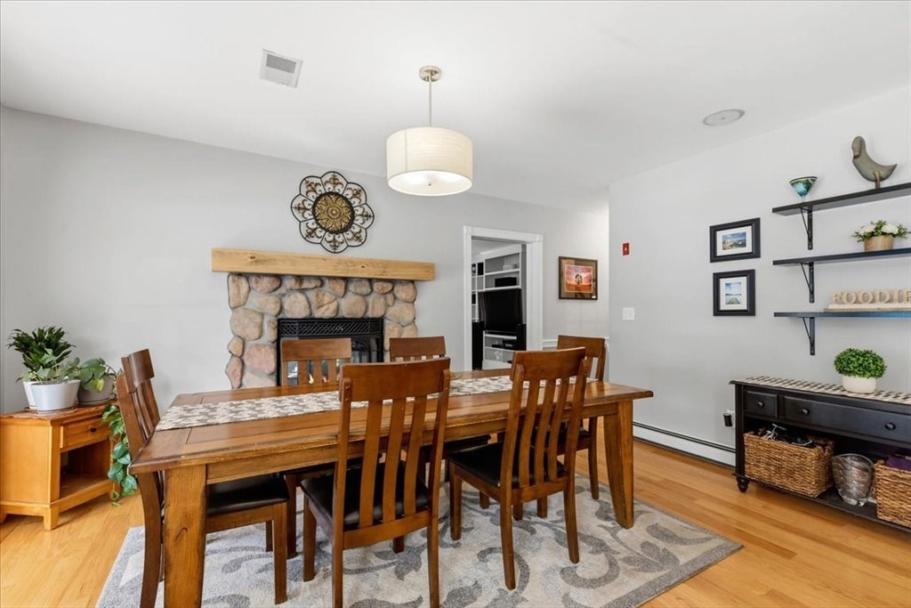 496 Thompson St, Halifax, MA Photo #22