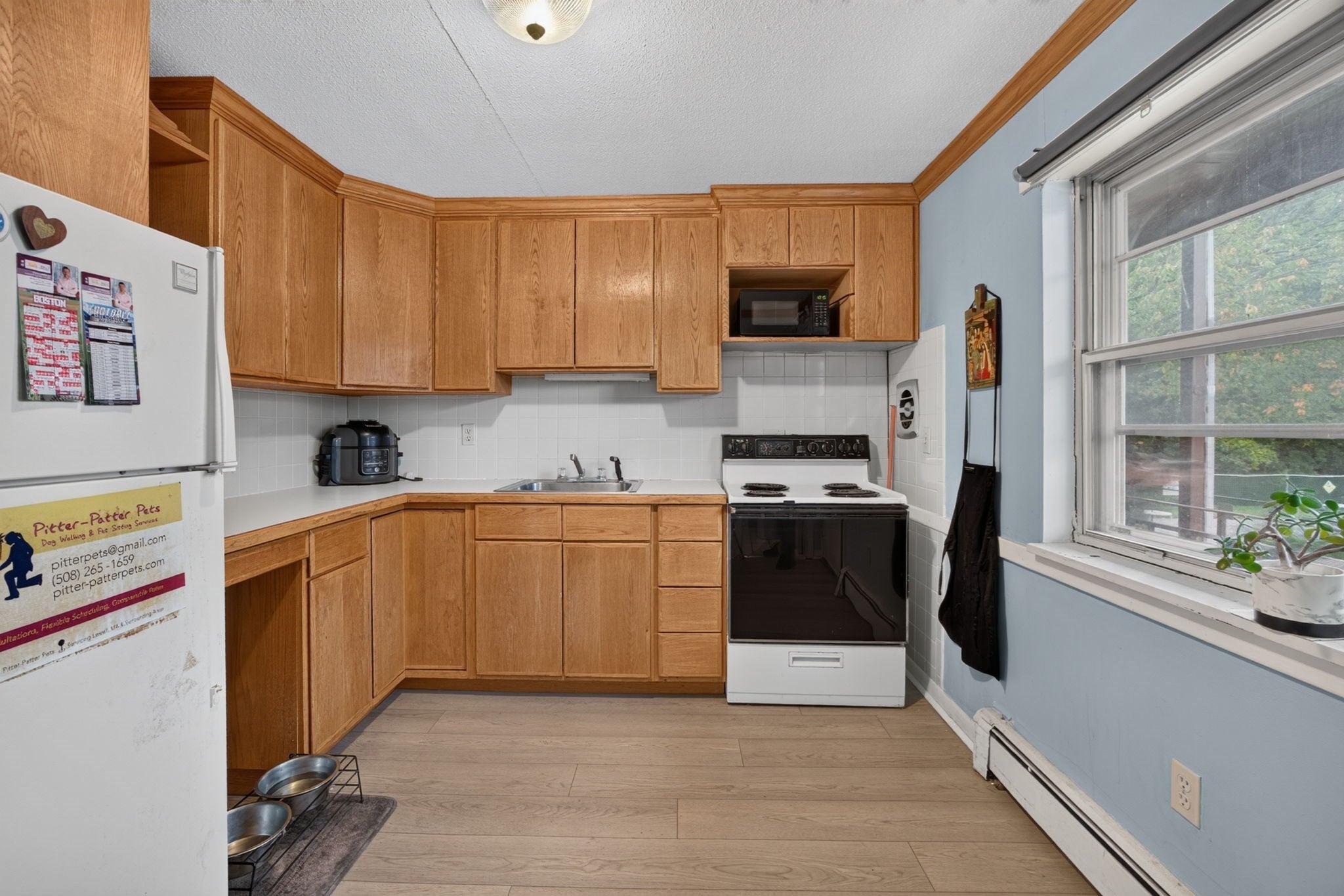 E2 Colonial Dr 4