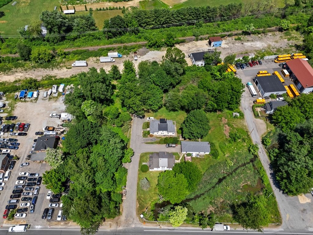 Photo of 10 Butterfield St, Chelmsford, MA 01863 (MLS # 73444928)