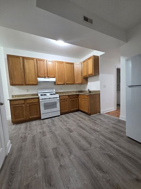 136 Chestnut St 2 Chelsea MA 02150