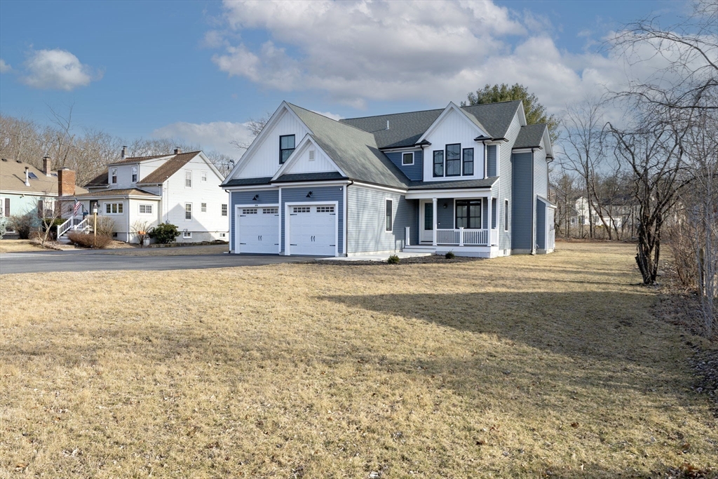 376 South Ave