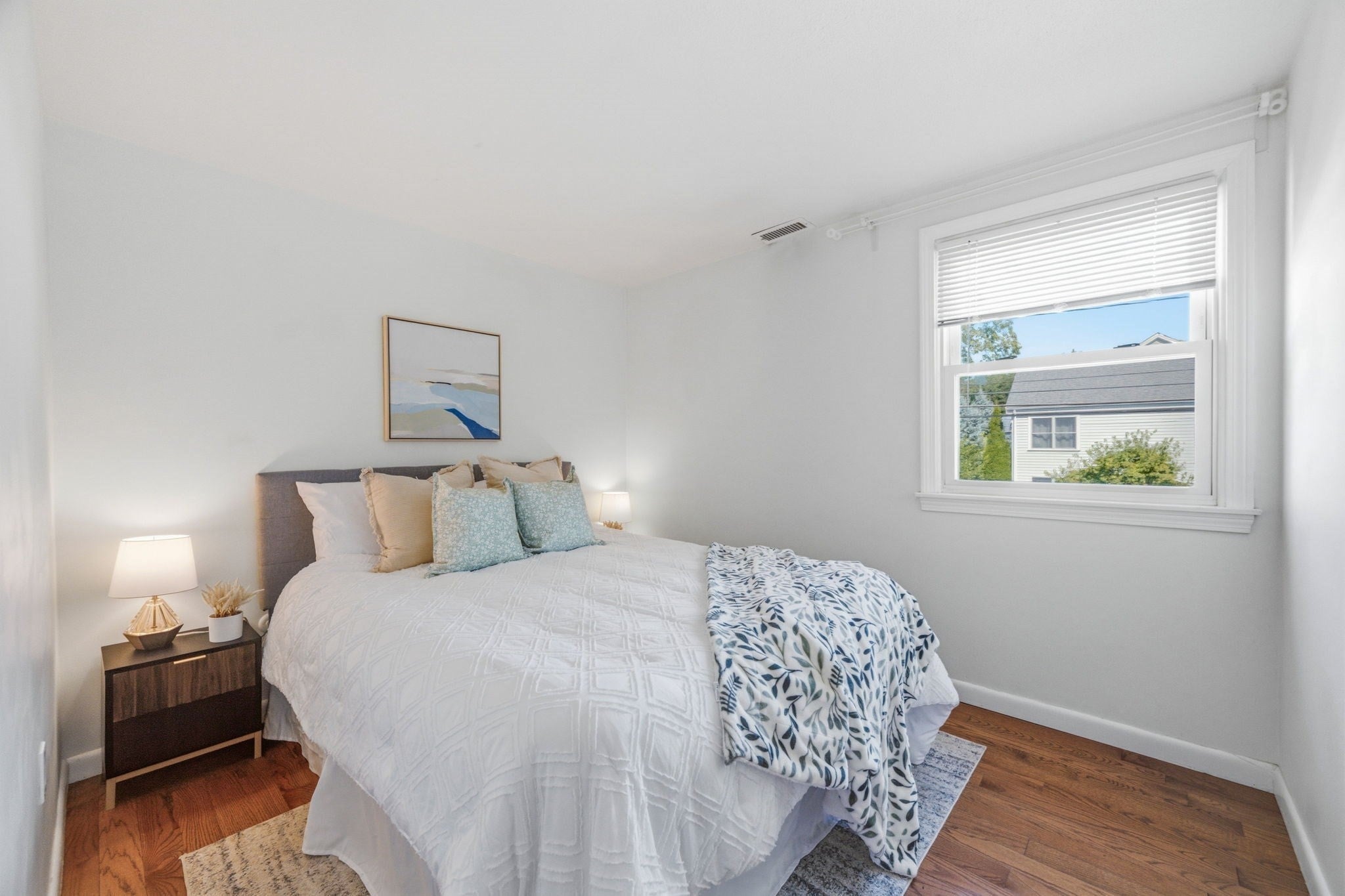 118-120 Edinboro St #118, Newton, MA Photo #19