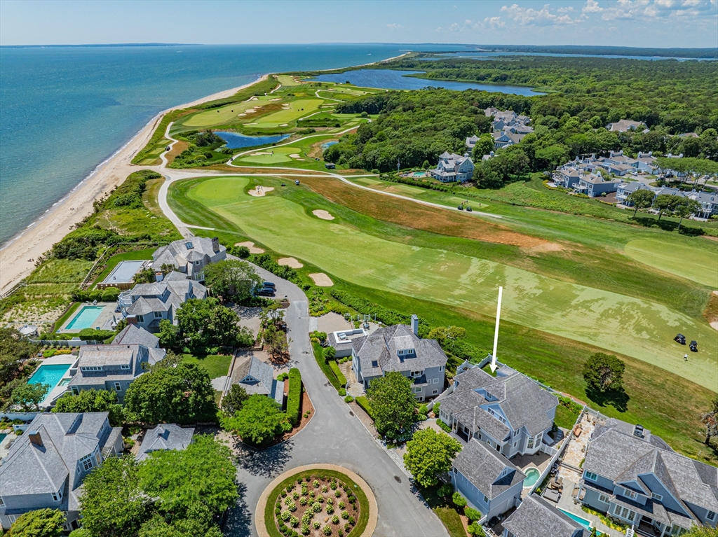 129 Shore Dr W