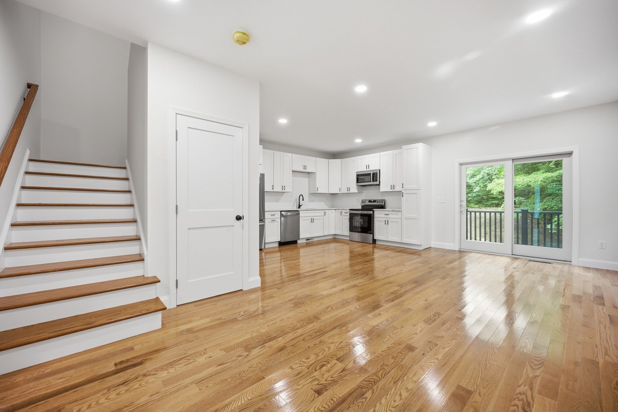 24 Nashua Rd 2