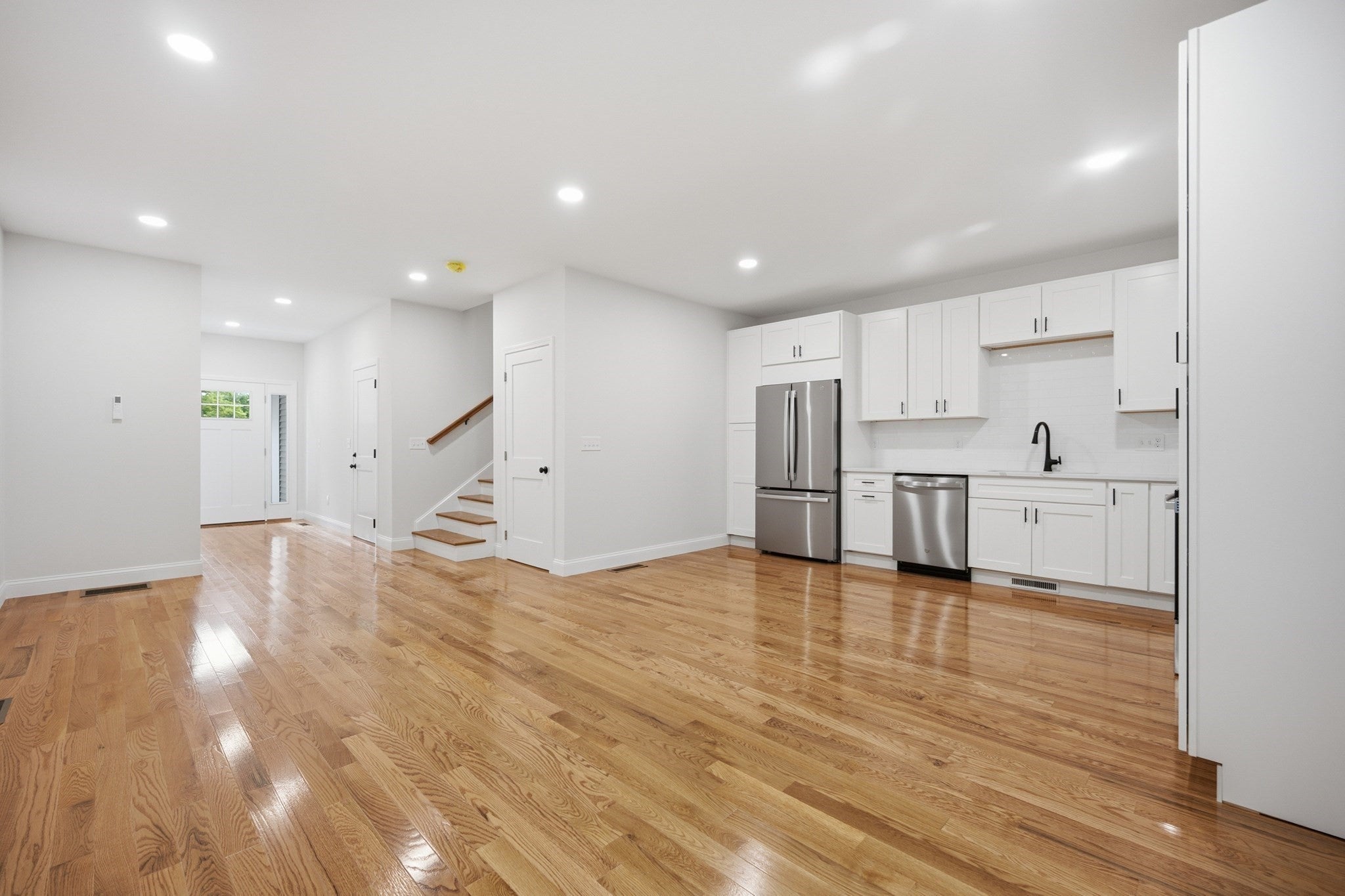 24 Nashua Rd 2