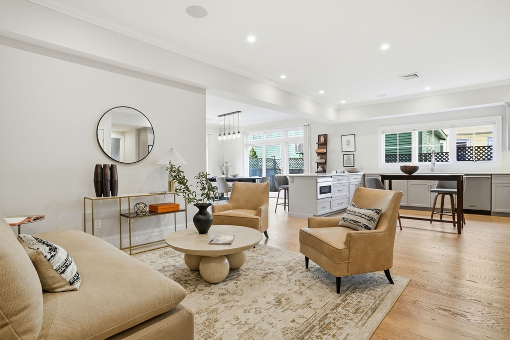 315 Highland Ave 101