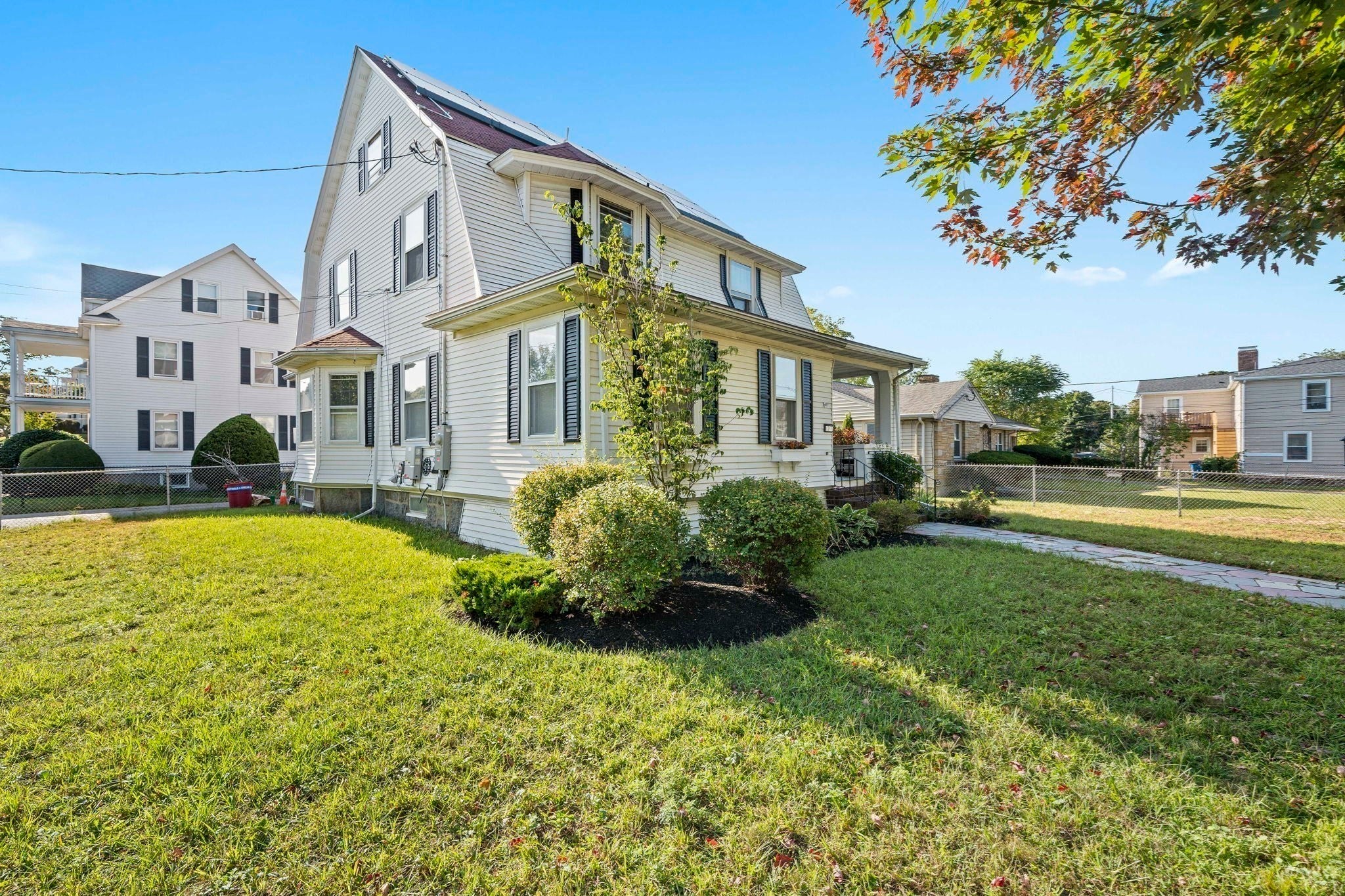 91 Elm St, Quincy, MA Photo #2