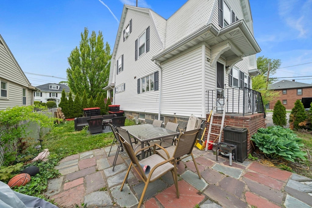 91 Elm St, Quincy, MA Photo #25