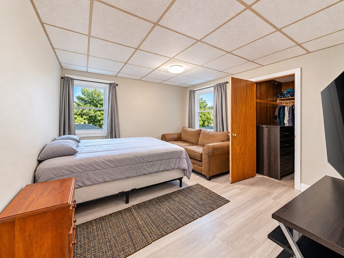 37 Coburn Ave, Worcester, MA Photo #8
