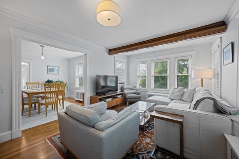 Photo of 53 Warren St #53, Arlington, MA 02474 (MLS # 73475988)