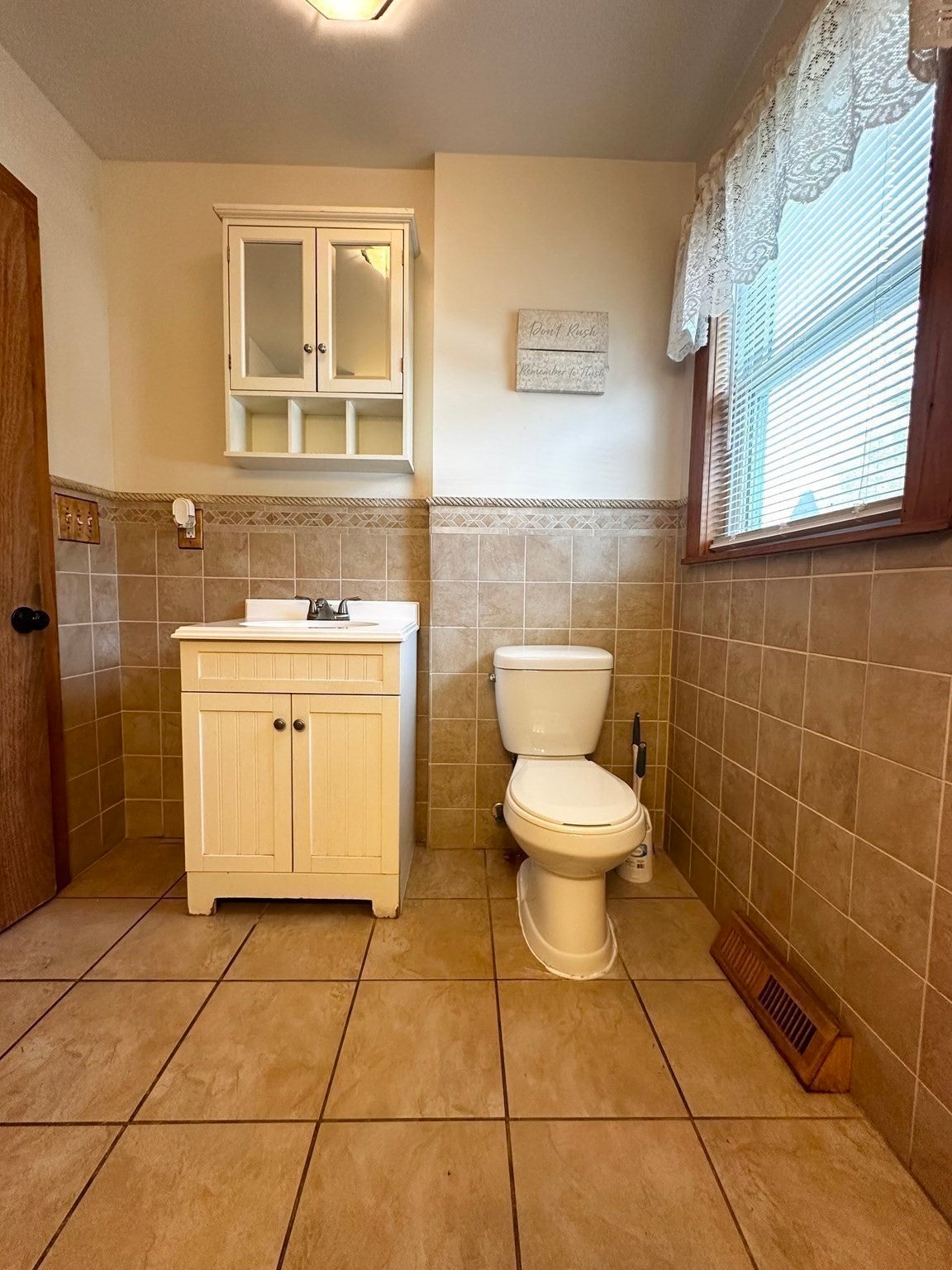 770 Main Street, Acushnet, MA, 770 Main Street, Acushnet, MA Photo #6