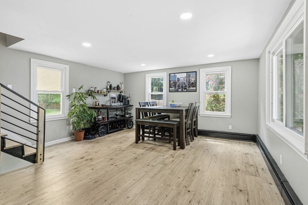 331 Elm St