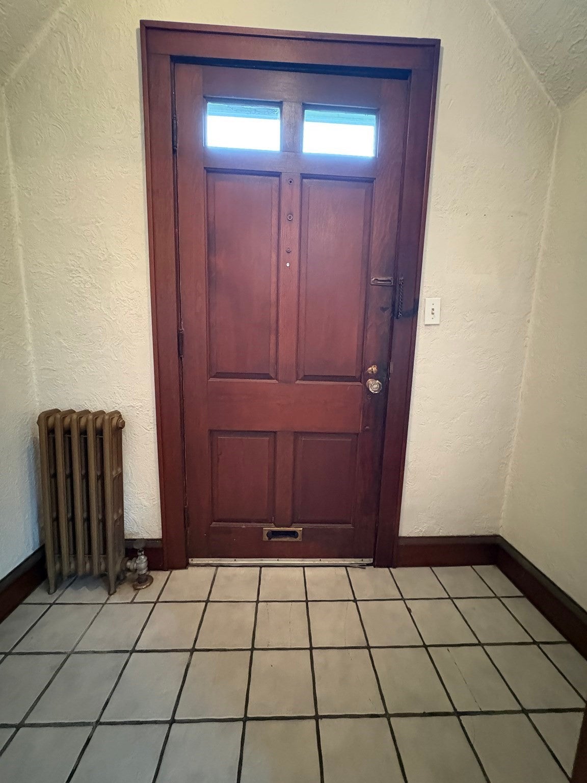 23 Keefe Avenue, Holyoke, MA, 23 Keefe Avenue, Holyoke, MA Photo #4