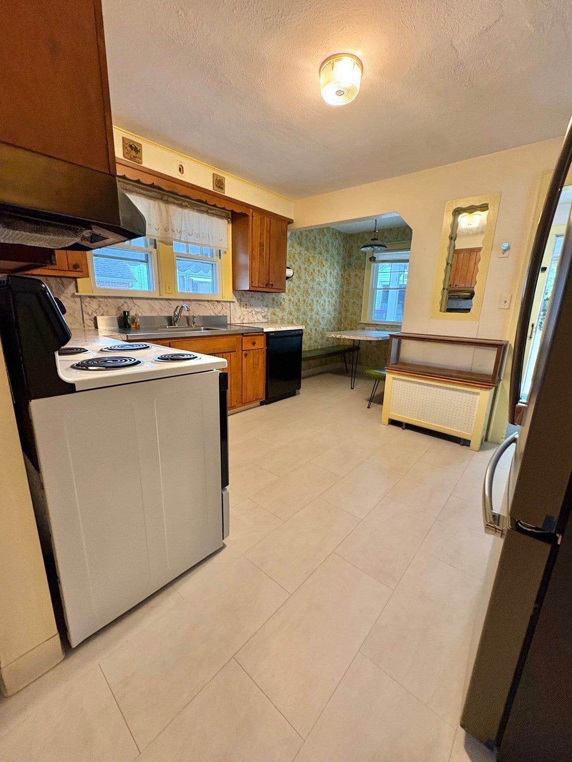 23 Keefe Avenue, Holyoke, MA, 23 Keefe Avenue, Holyoke, MA Photo #12